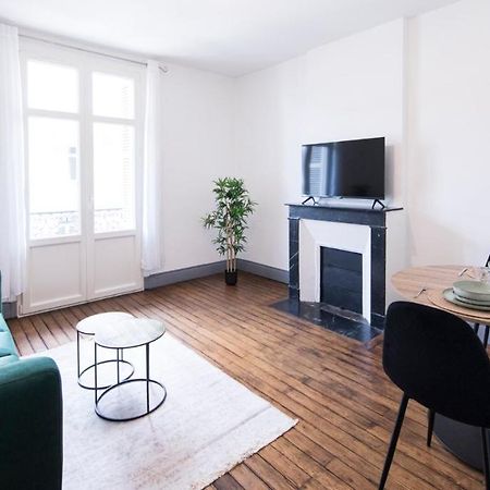 Appartement Avec Balcon A 250 M De La Gare, Hyper Centre Tours Exterior photo