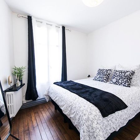 Appartement Avec Balcon A 250 M De La Gare, Hyper Centre Tours Exterior photo